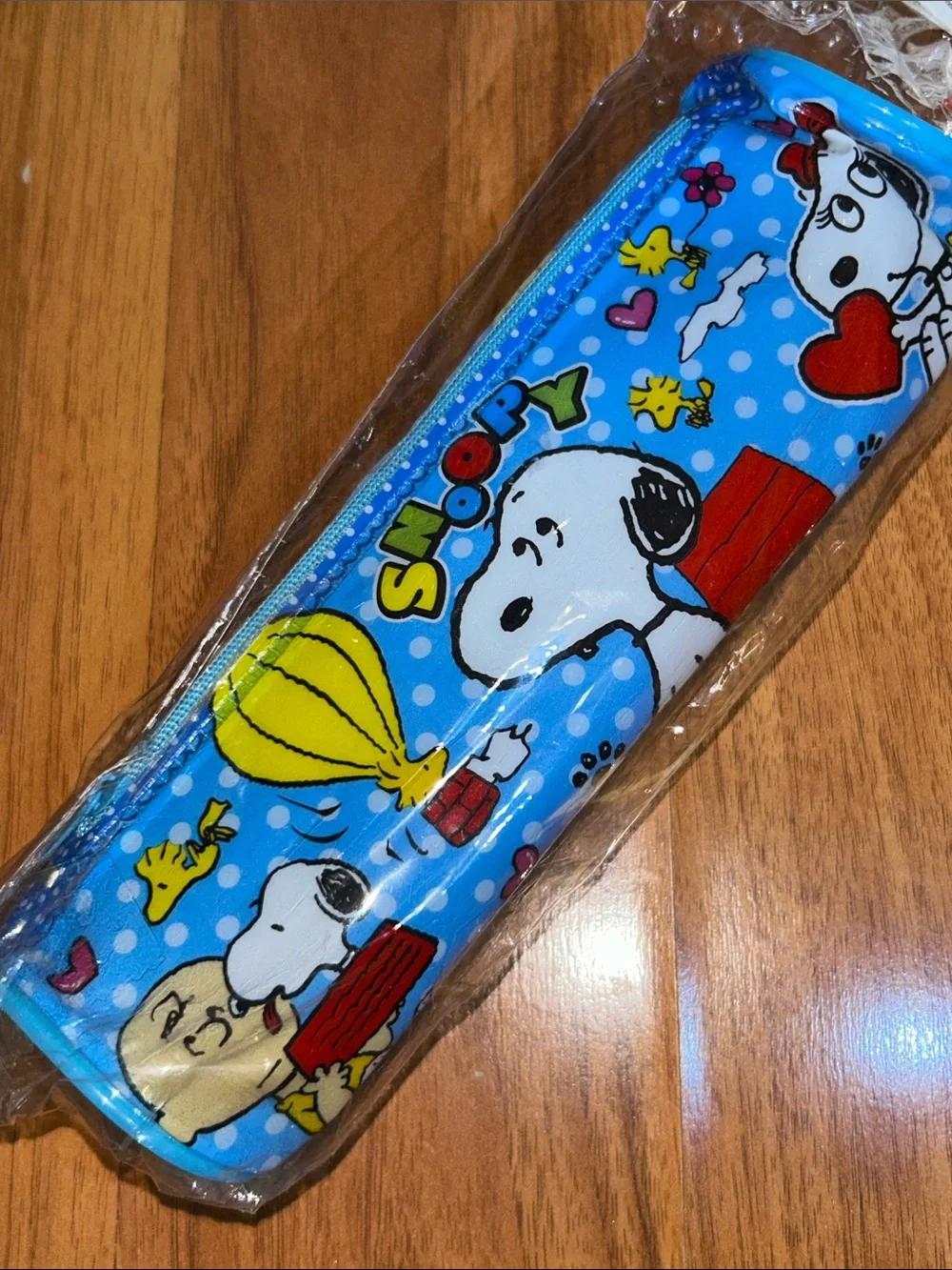 Brand New in Packaging Snoopy Cylindrical Pencil Case with Peanuts Characters